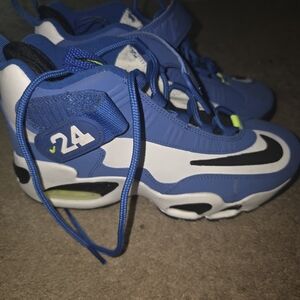 Nike Air Griffey Max 1 "USA" / Blue Volt - Ken Griffey Jr. - Size 7Y